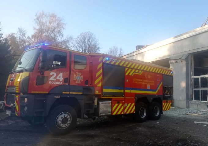 Новини Харкова: в Лозовій після обстрілу знеструмлено 25 тисяч абонентів